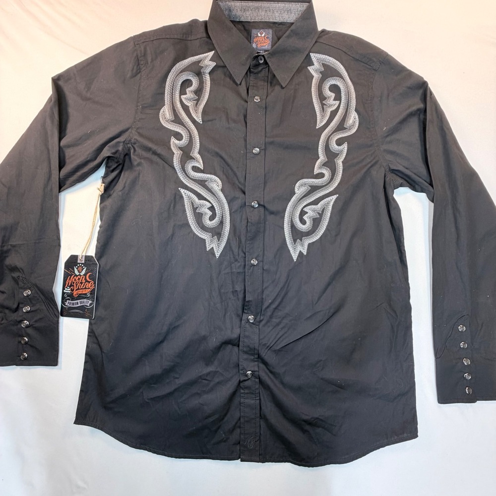 Moonshine Spirit Brad Paisley Mens M Black Embroidered Snap Western Shirt NWT